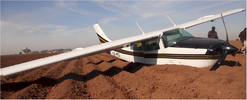 Se desploma avioneta en el Valle del Yaqui - Foto 2