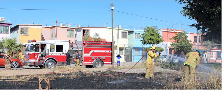 Incendio de Basura acumulada Colonia San Anselmo.