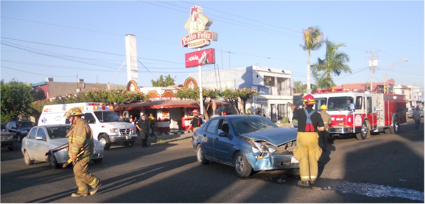 Nuevo accidente en el Eje Vial Tabasco - Foto 2