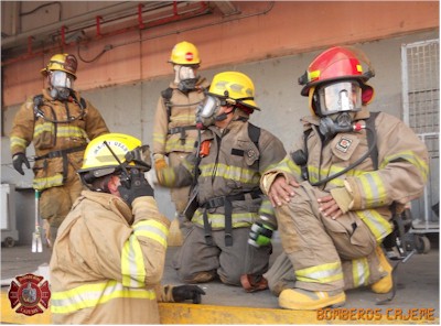 Incendio en Plaza Ley - Jalisco Foto 3