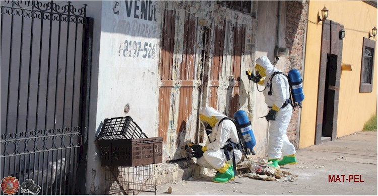 Grupo MATPEL detectando gases txicos en vivienda