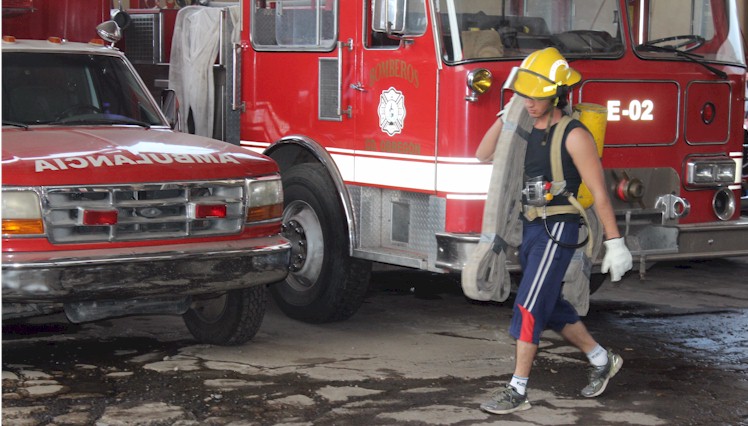 Evaluacin fsica a las y los aspirantes a ingresar a la Academia 2014