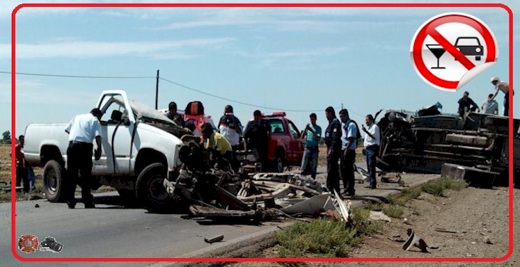 Por favor: si tomas no manejes !!! Accidente vehicular calle 5 de Febrero y 600