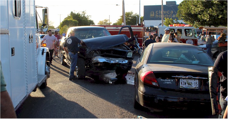 Accidente vial Tehuantepec y Yaqui Foto 6