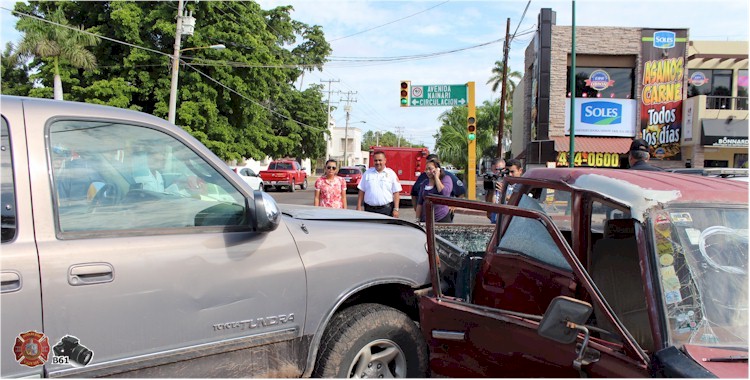 Accidente vial Nainari y Coahuila