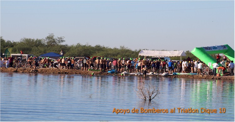 Triatln Dique 10: panormica del pblico asistente