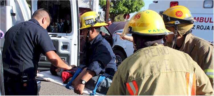 Colisin ambulancia Cruz Roja - Foto 9