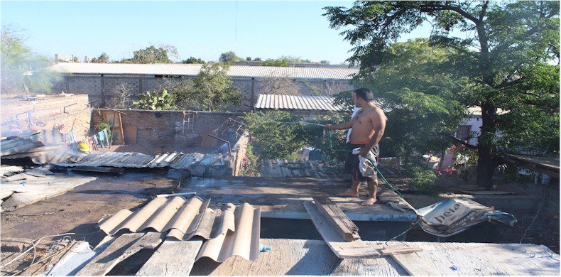 Incendio vivienda colonia Benito Juarez - Foto 2