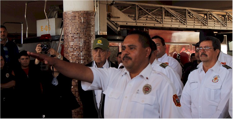 Ceremonia de cambio de Jefe de Bomberos - Foto 4