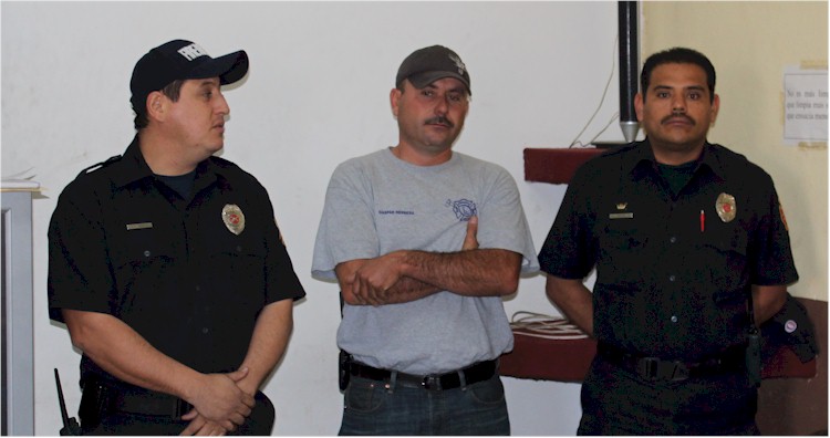 Luis Crdenas, SubComandante Gaspar Herrera y Capitn Daniel Reyes 
