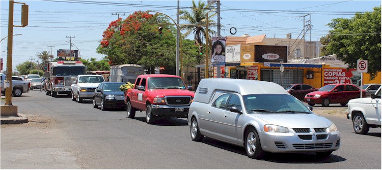 Cortejo funeral del seor Jos Natividad Coronel Villareal