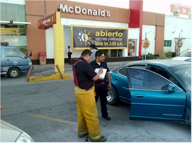 Incendio de vehiculo en MDs - Foto 2