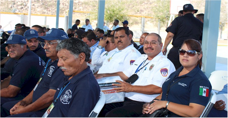 Curso de Actualizacin, Capacitacin y Equipamiento para Capitanes y Tenientes - Foto 2