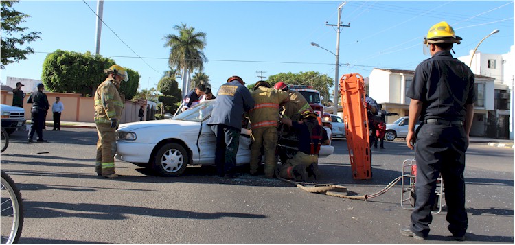 Colision Eje Vial Coahuila - Foto 1