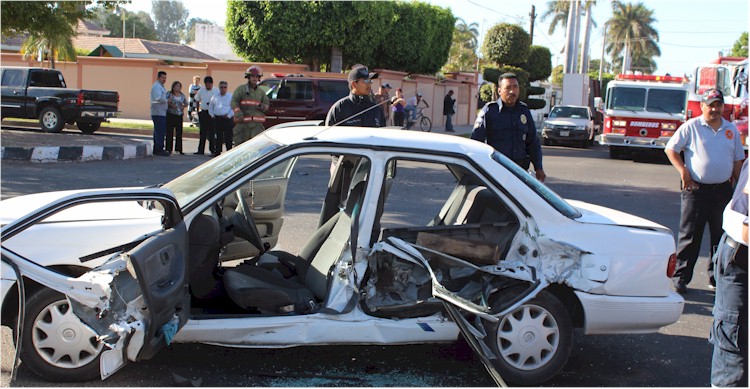 Colision Eje Vial Coahuila - Foto 6